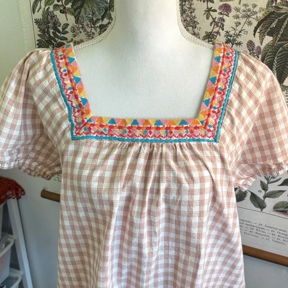 Savanna Jane Beige Gingham Embroidered Square-Neck Women's Top Medium - Picture 2 of 7